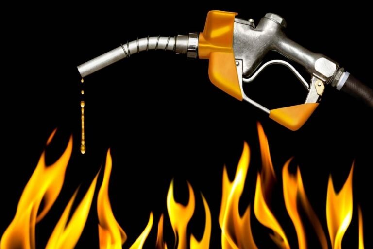 How to put out a gasoline fire?